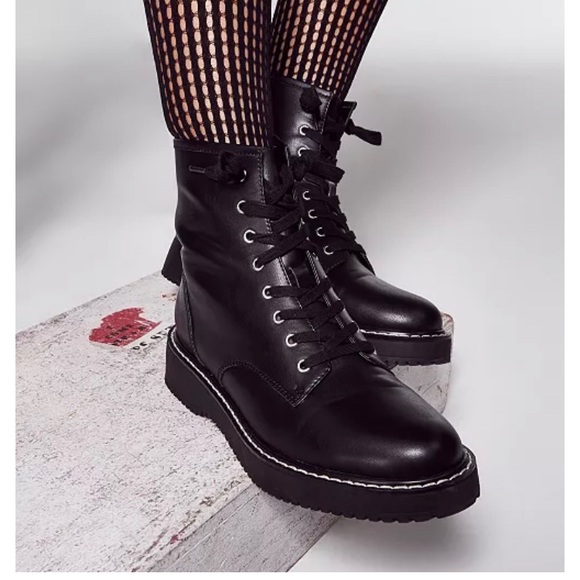 slim combat boots